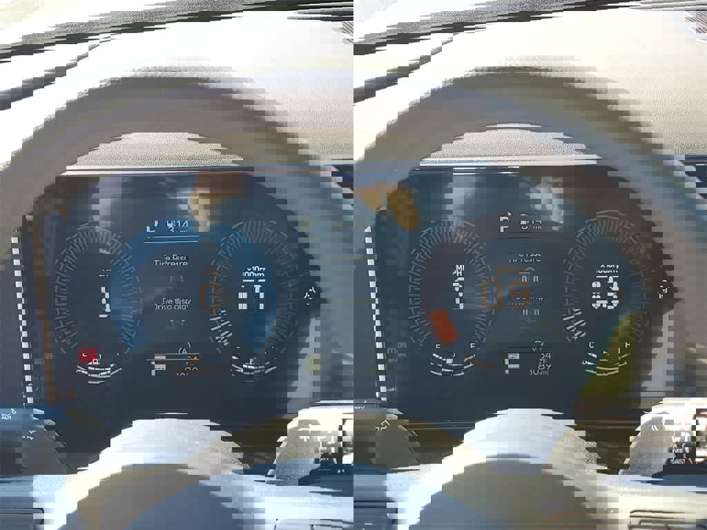 Used 2025 Hyundai Tucson SE image 24