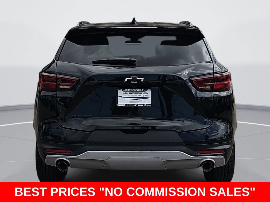 New 2026 Chevrolet Blazer LT w/ Midnight/Sport Edition FWD image 4