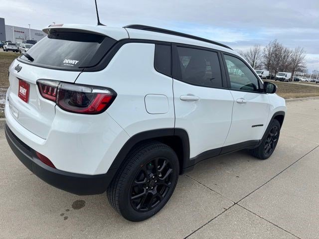 New 2026 Jeep Compass Latitude AWD/4WD image 7