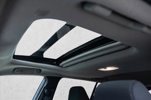 Used 2022 Toyota Corolla Cross LE w/ Moonroof Package image 20