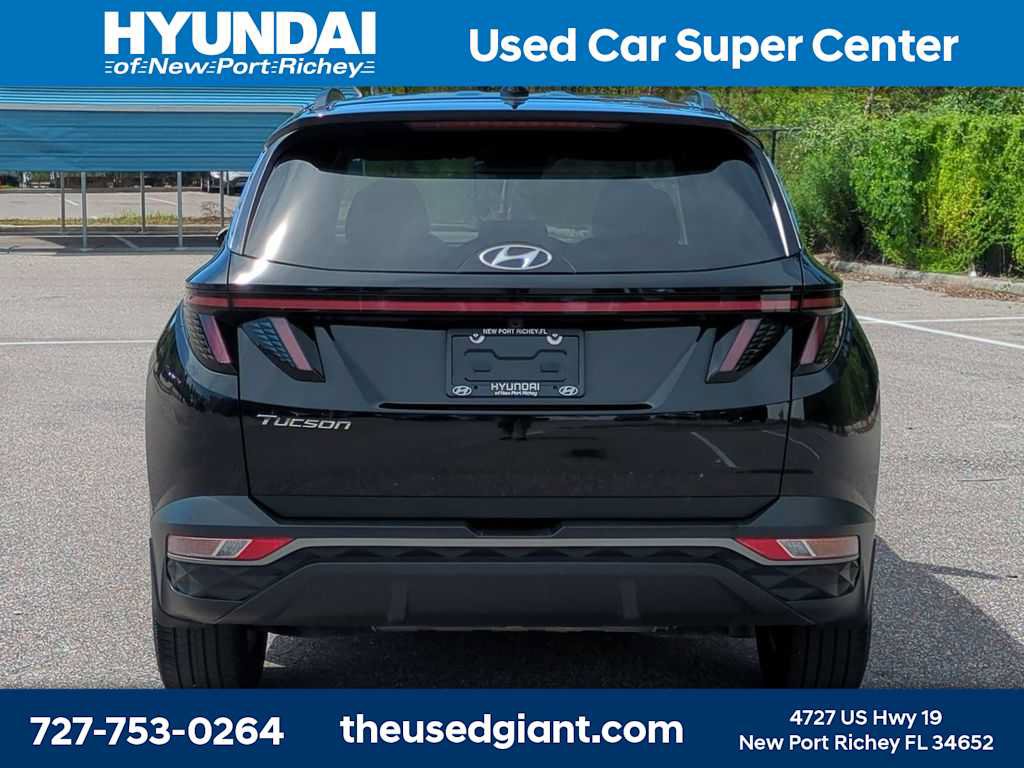 Used 2023 Hyundai Tucson SEL FWD image 4