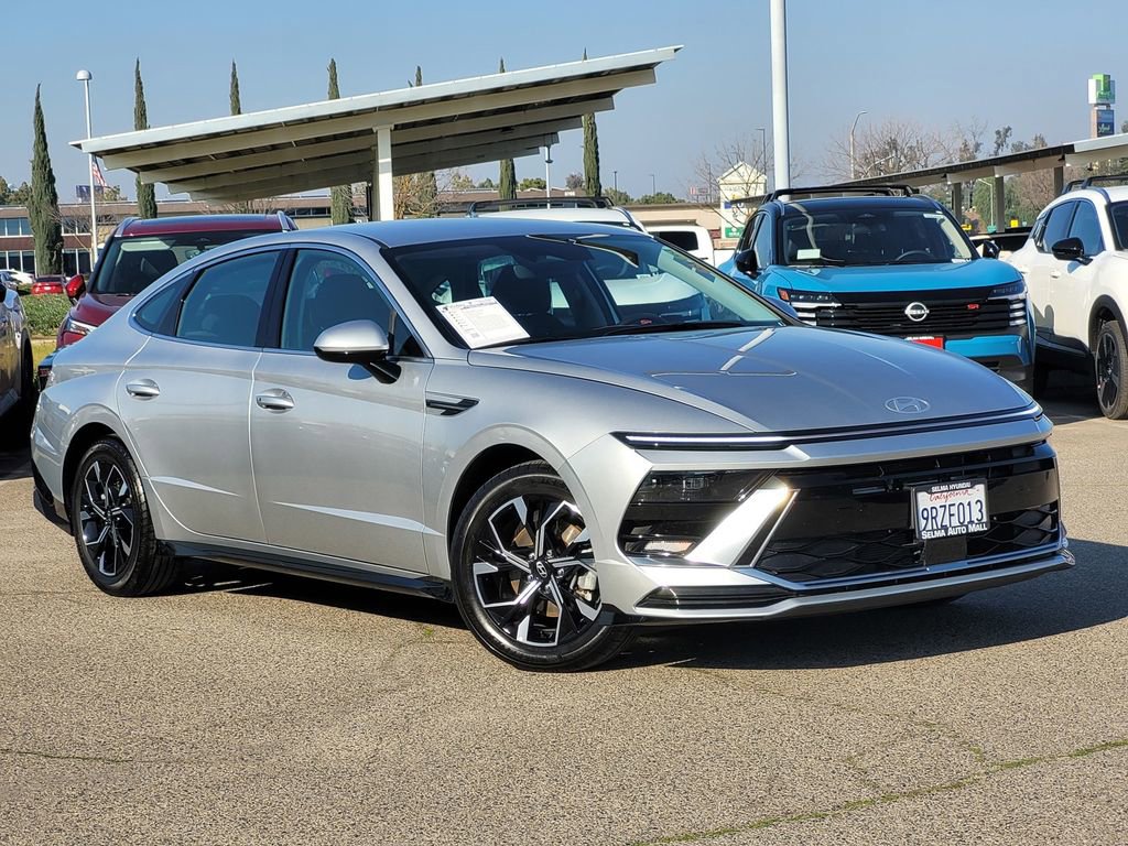 Used 2024 Hyundai Sonata SEL image 2