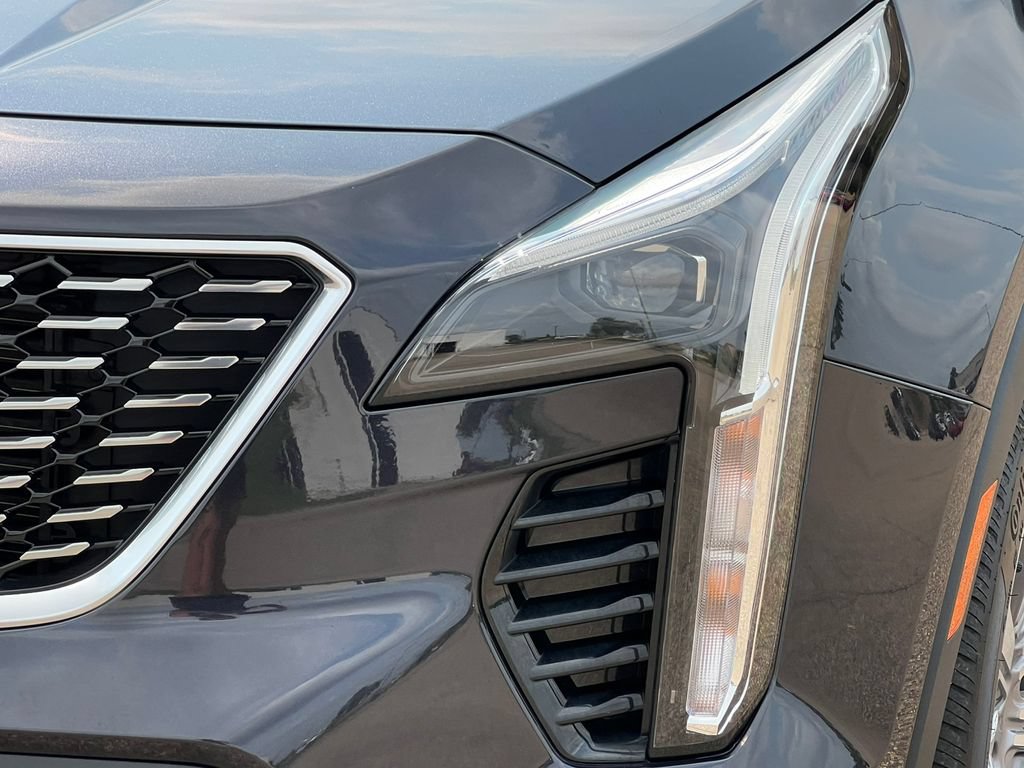 Certified 2023 Cadillac XT4 Premium Luxury w/ Cold Weather Package AWD/4WD image 38