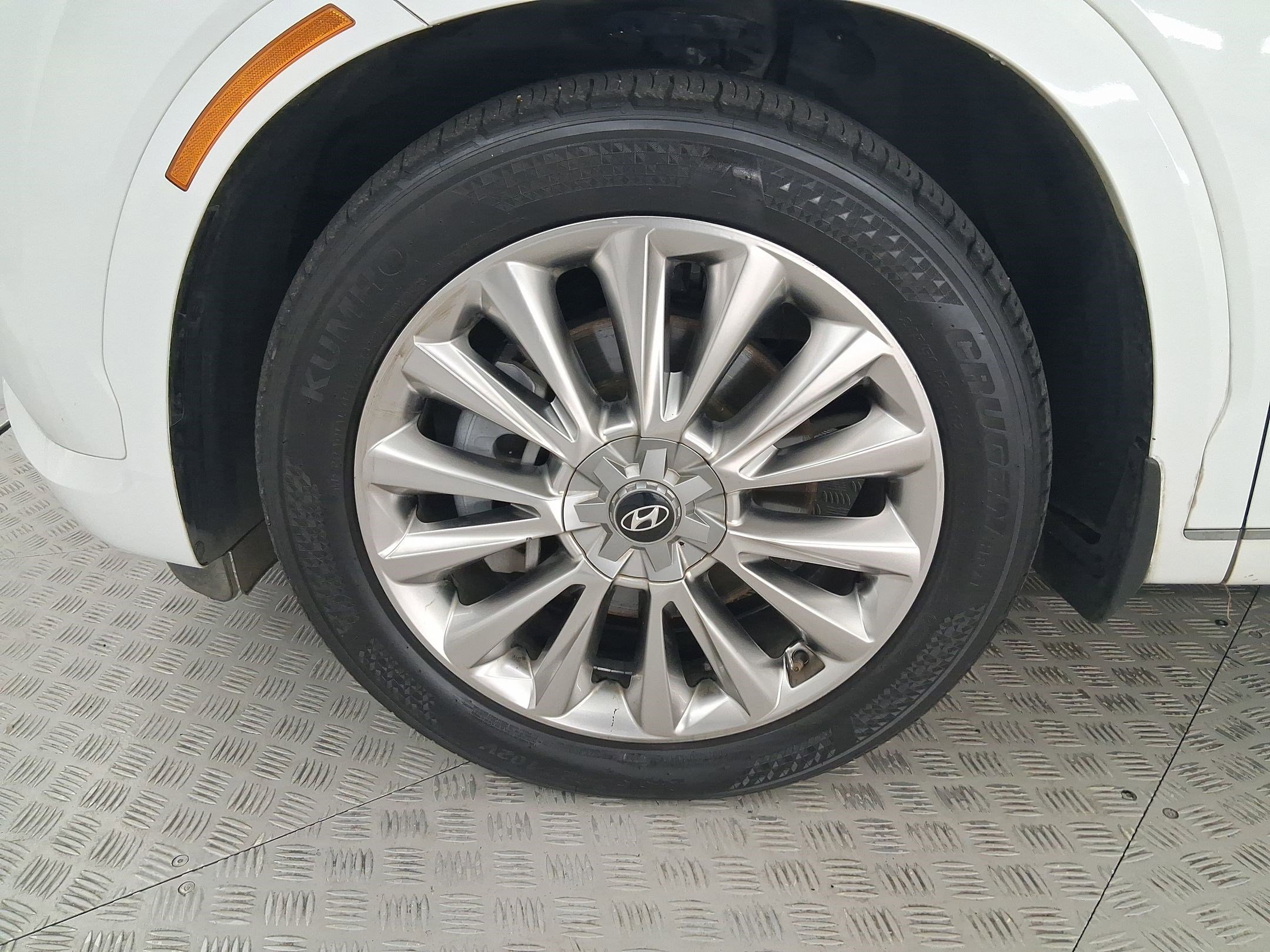 Used 2020 Hyundai Palisade Limited image 11