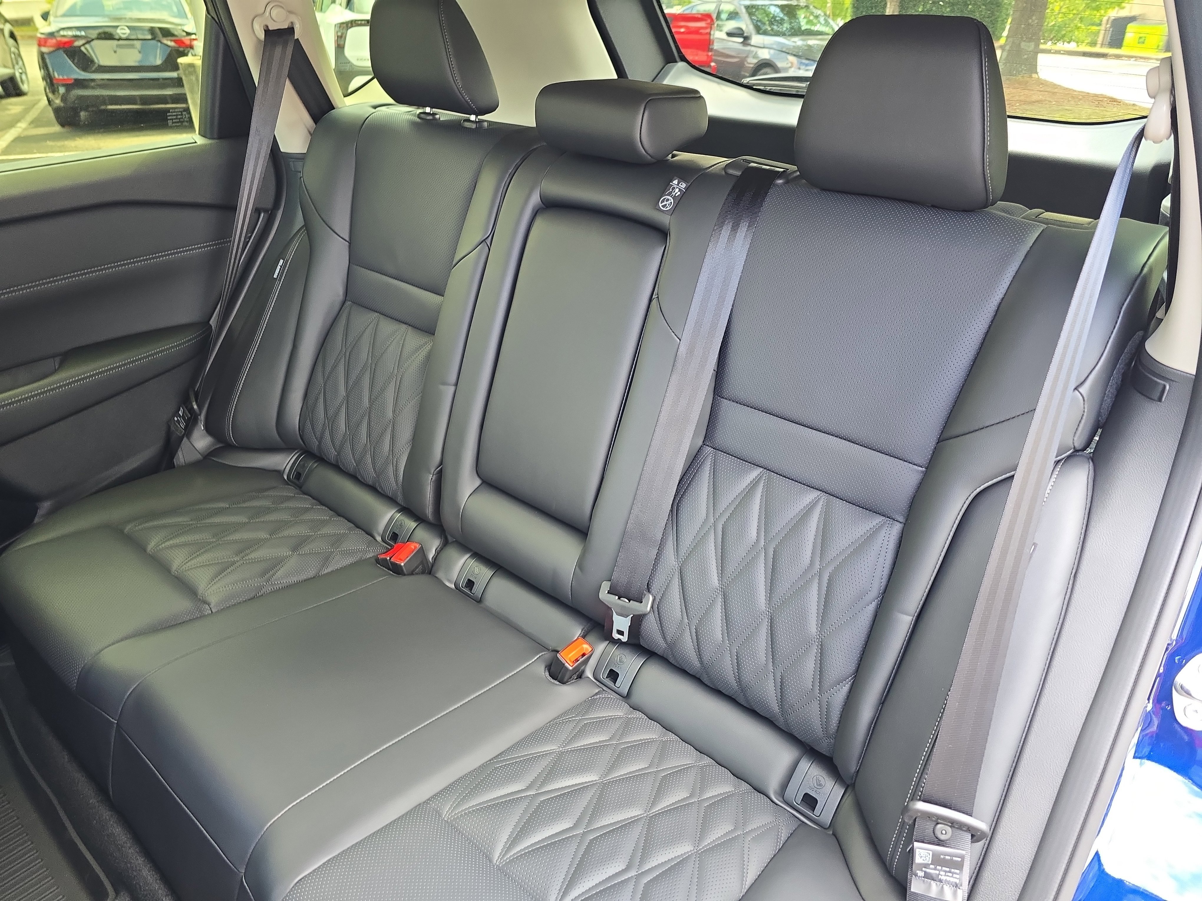 New 2026 Nissan Rogue Platinum image 14