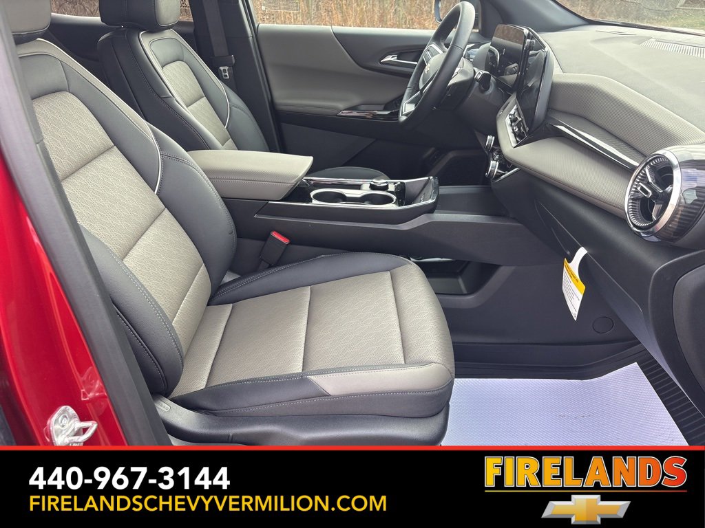 New 2026 Chevrolet Equinox LT w/ Convenience Package II image 30