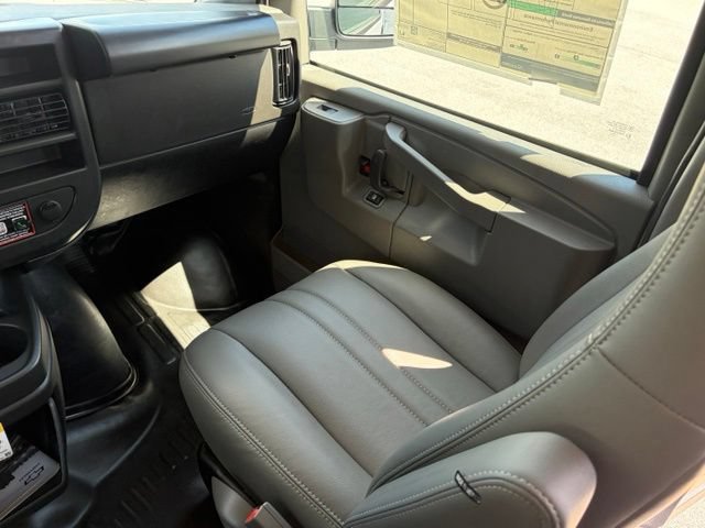 New 2026 Chevrolet Express 3500 w/ Driver Convenience Package RWD image 29