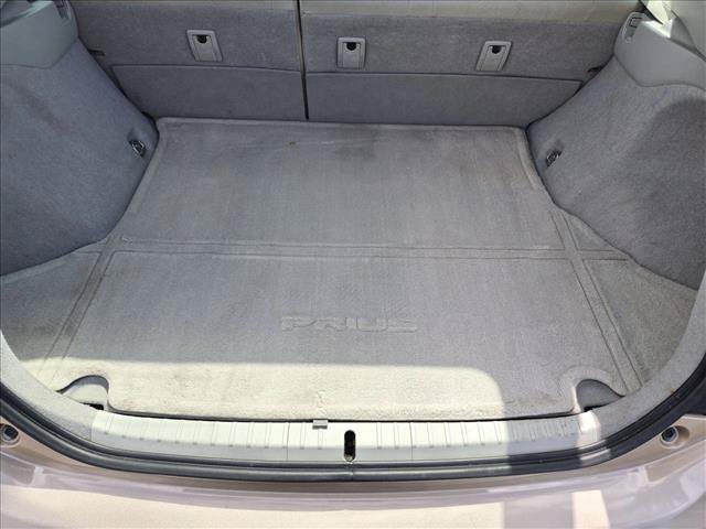 Used 2010 Toyota Prius Two FWD image 6