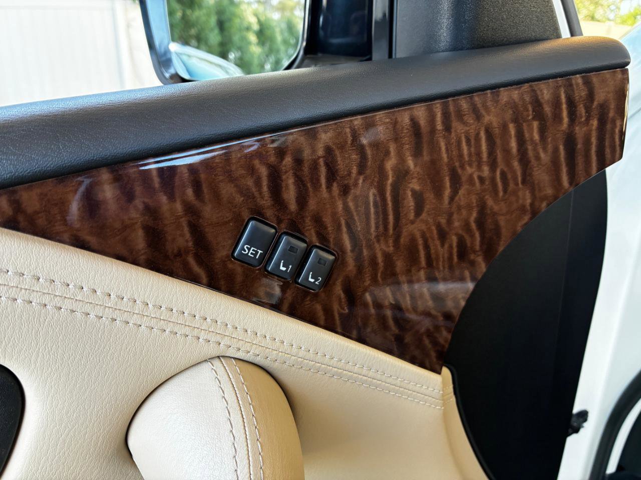 Used 2018 Nissan Armada SL w/ Premium Package image 10