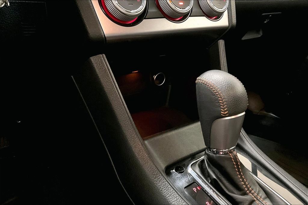 Used 2016 Subaru Crosstrek 2.0i Limited image 16