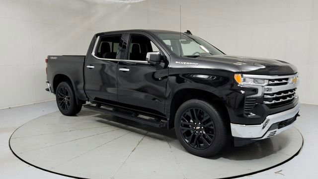 Used 2024 Chevrolet Silverado 1500 LTZ w/ LTZ Premium Package image 7