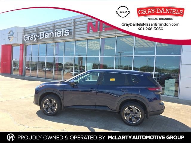 Used 2025 Nissan Rogue SV w/ SV Premium Package FWD image 1