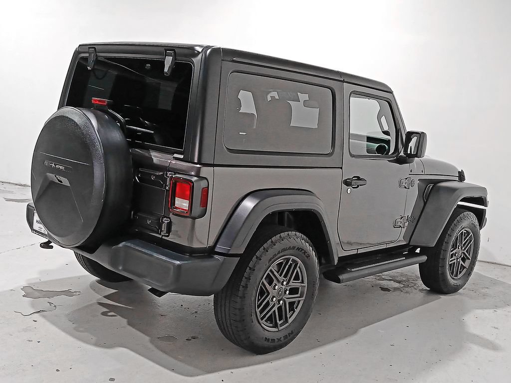 Used 2024 Jeep Wrangler Sport AWD/4WD image 6