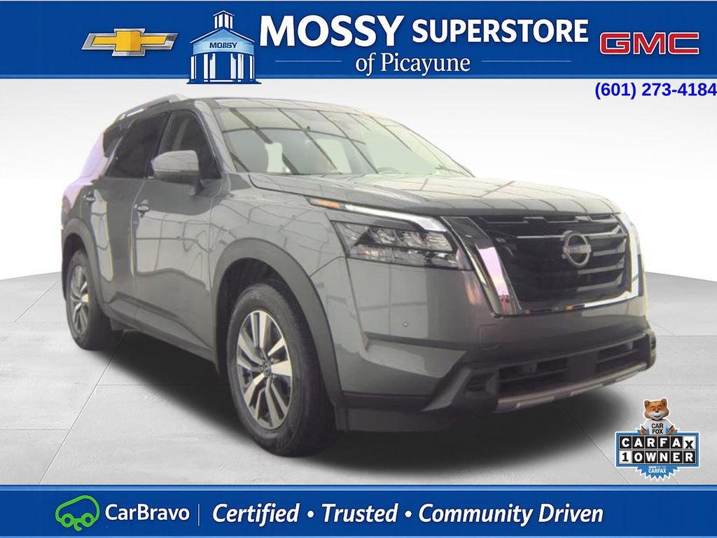 Used 2025 Nissan Pathfinder SL w/ Cargo Package AWD/4WD video 3