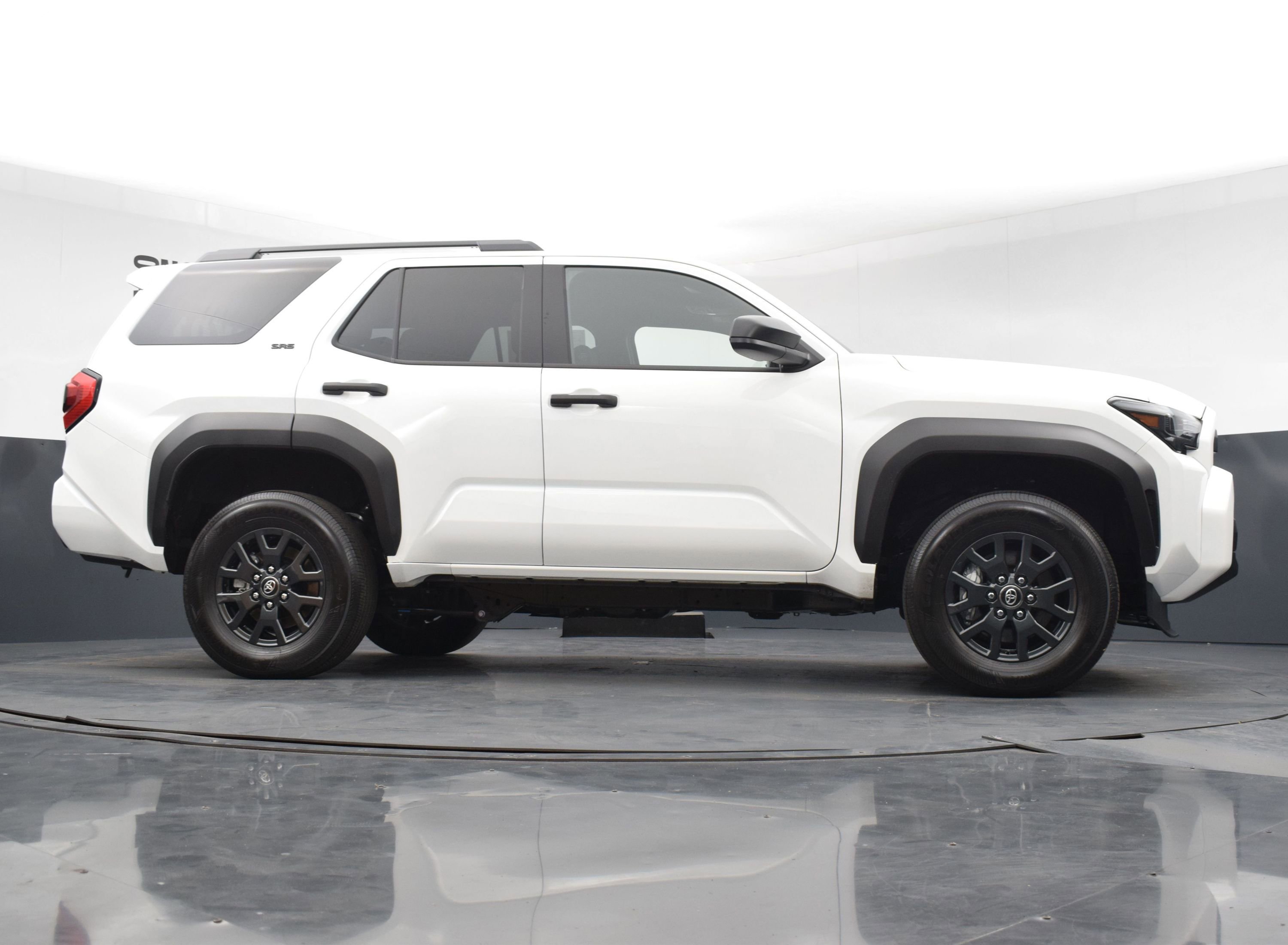 Used 2026 Toyota 4Runner SR5 AWD/4WD image 32