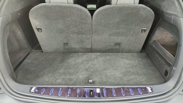Used 2023 Tesla Model X image 15