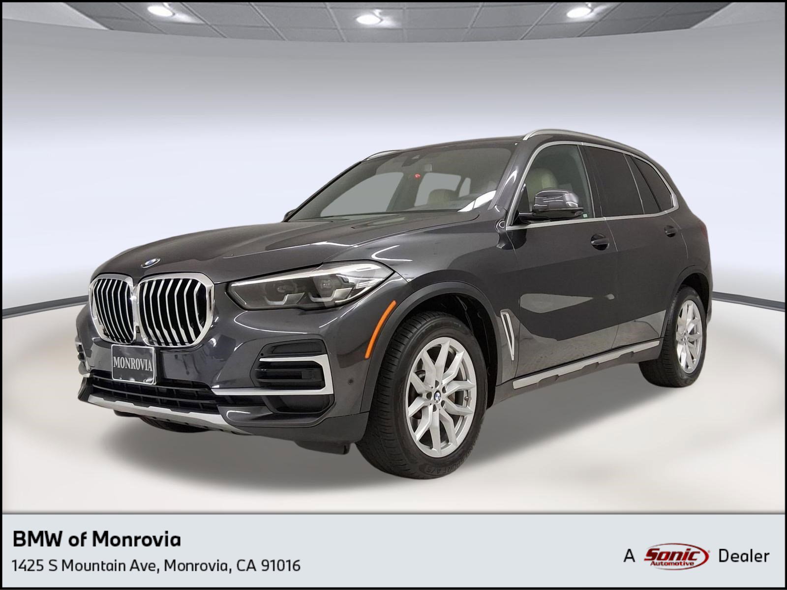 Used 2022 BMW X5 sDrive40i w/ Parking Assistance Package RWD image 1