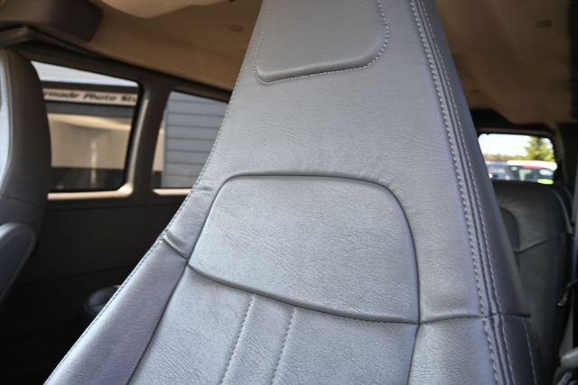 Used 2023 Chevrolet Express 3500 LS RWD image 20