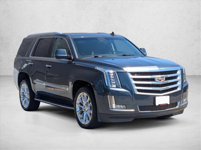 Used 2019 Cadillac Escalade Luxury AWD/4WD image 3
