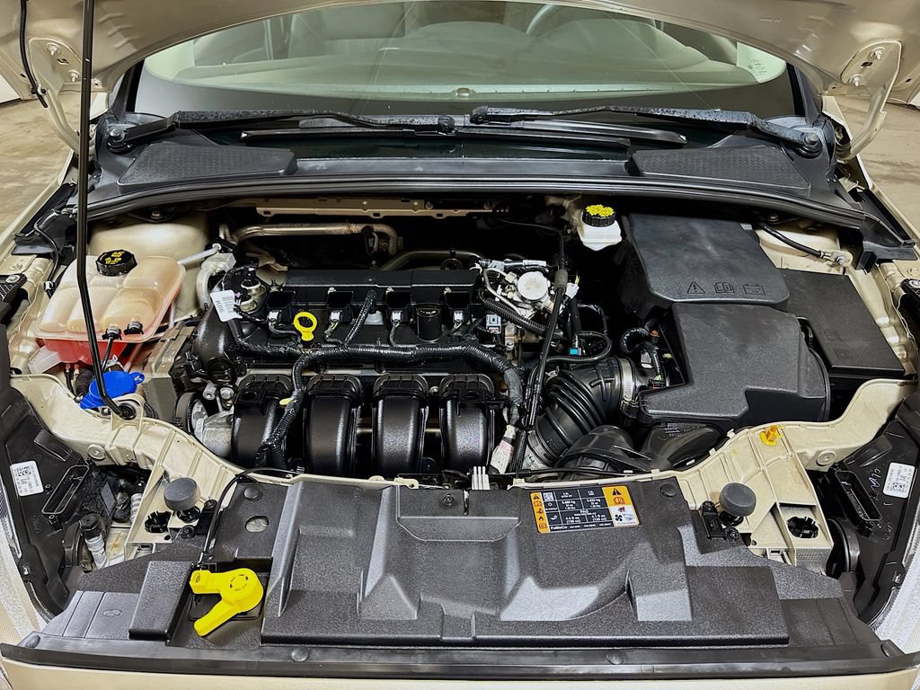 Used 2018 Ford Focus SE FWD image 25