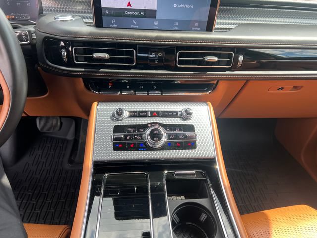 Used 2024 Lincoln Aviator Black Label w/ Dynamic Handling Package AWD/4WD image 20