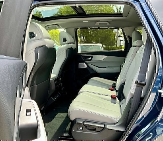 New 2026 Acura MDX w/ Technology Package FWD image 9