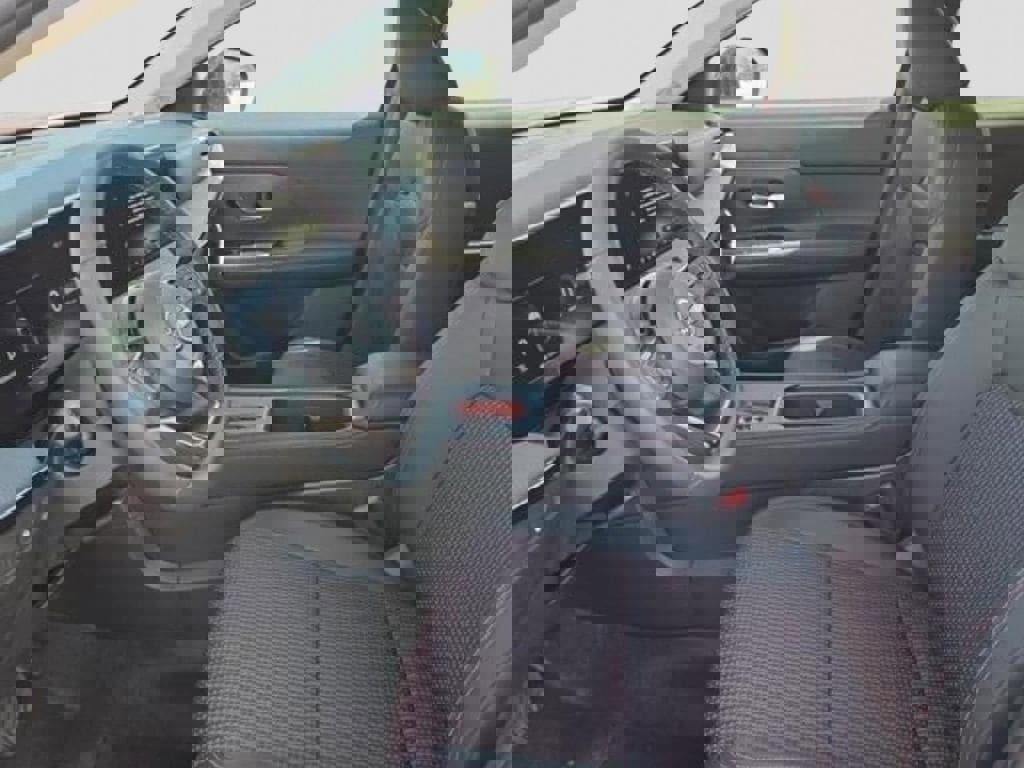 New 2026 Nissan Kicks SR w/ Cold Weather Package image 8