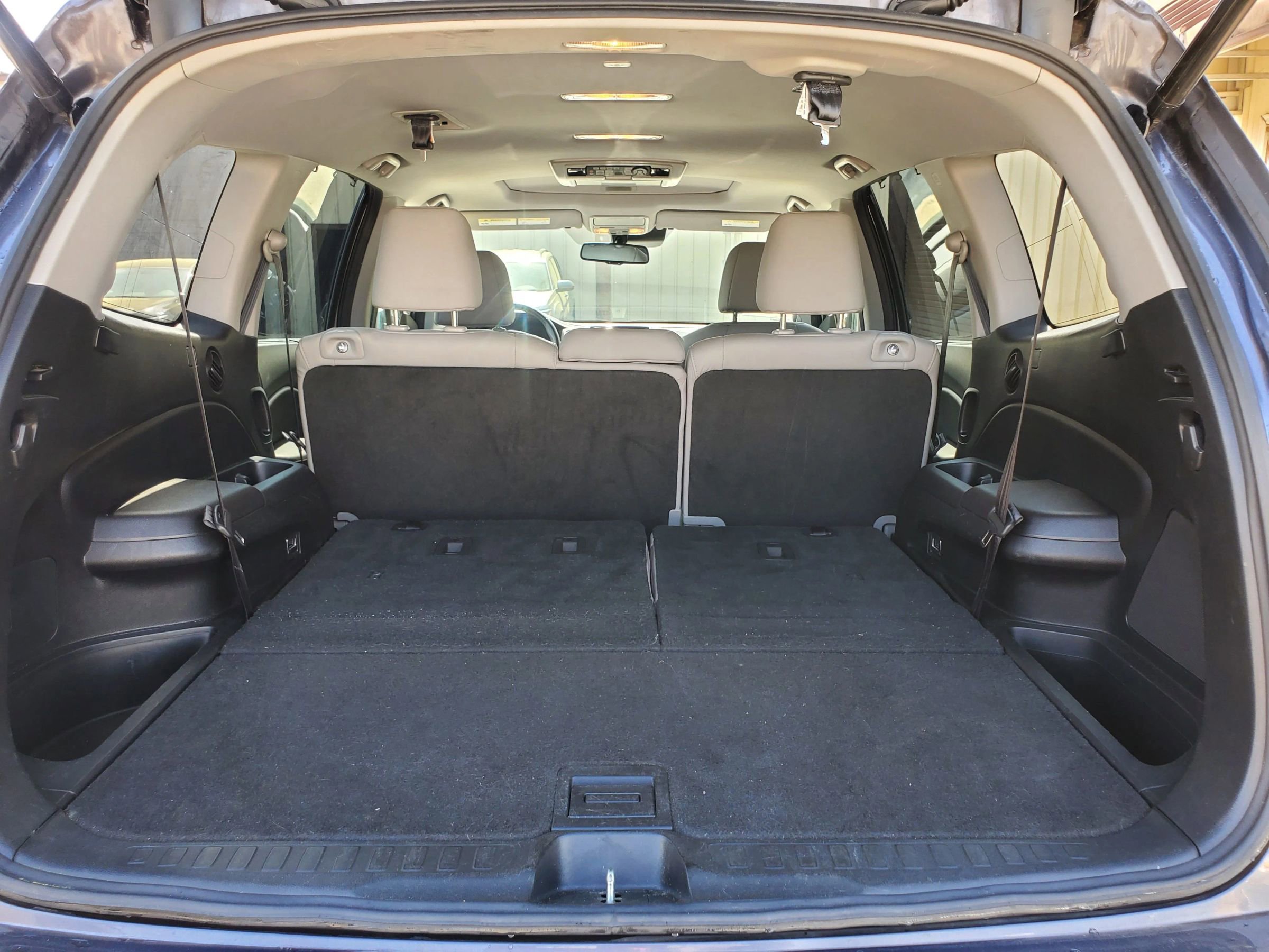 Used 2017 Honda Pilot Touring image 32