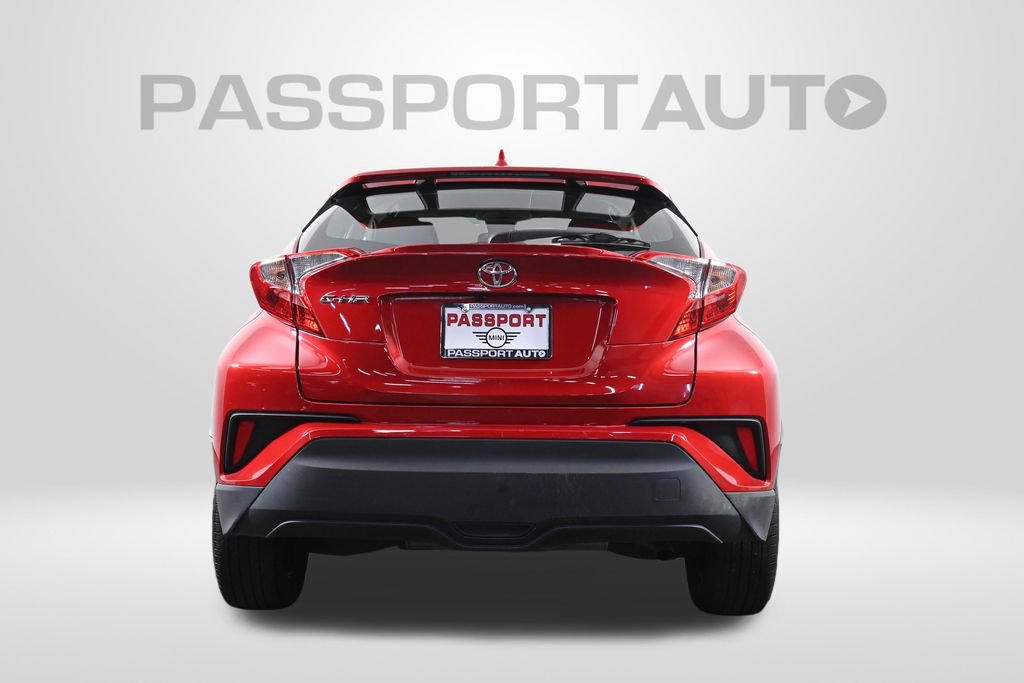 Used 2020 Toyota C-HR LE image 10