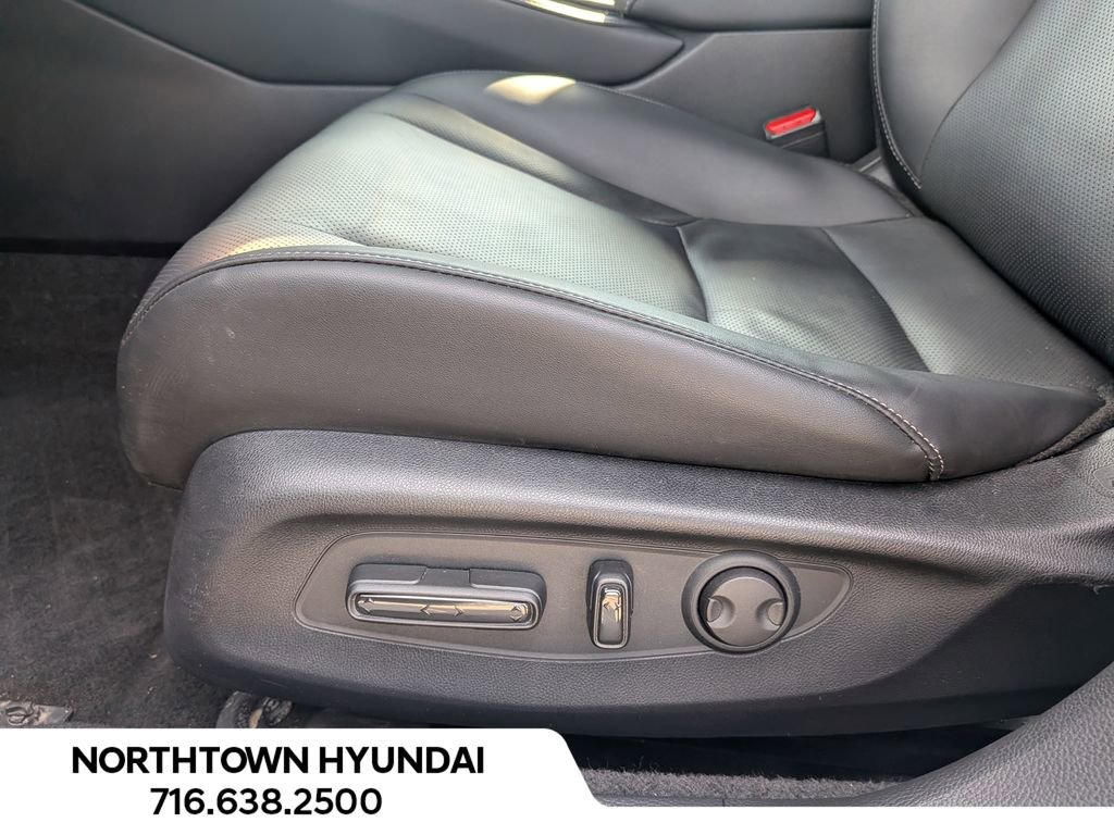 Used 2023 Honda Accord Touring image 33