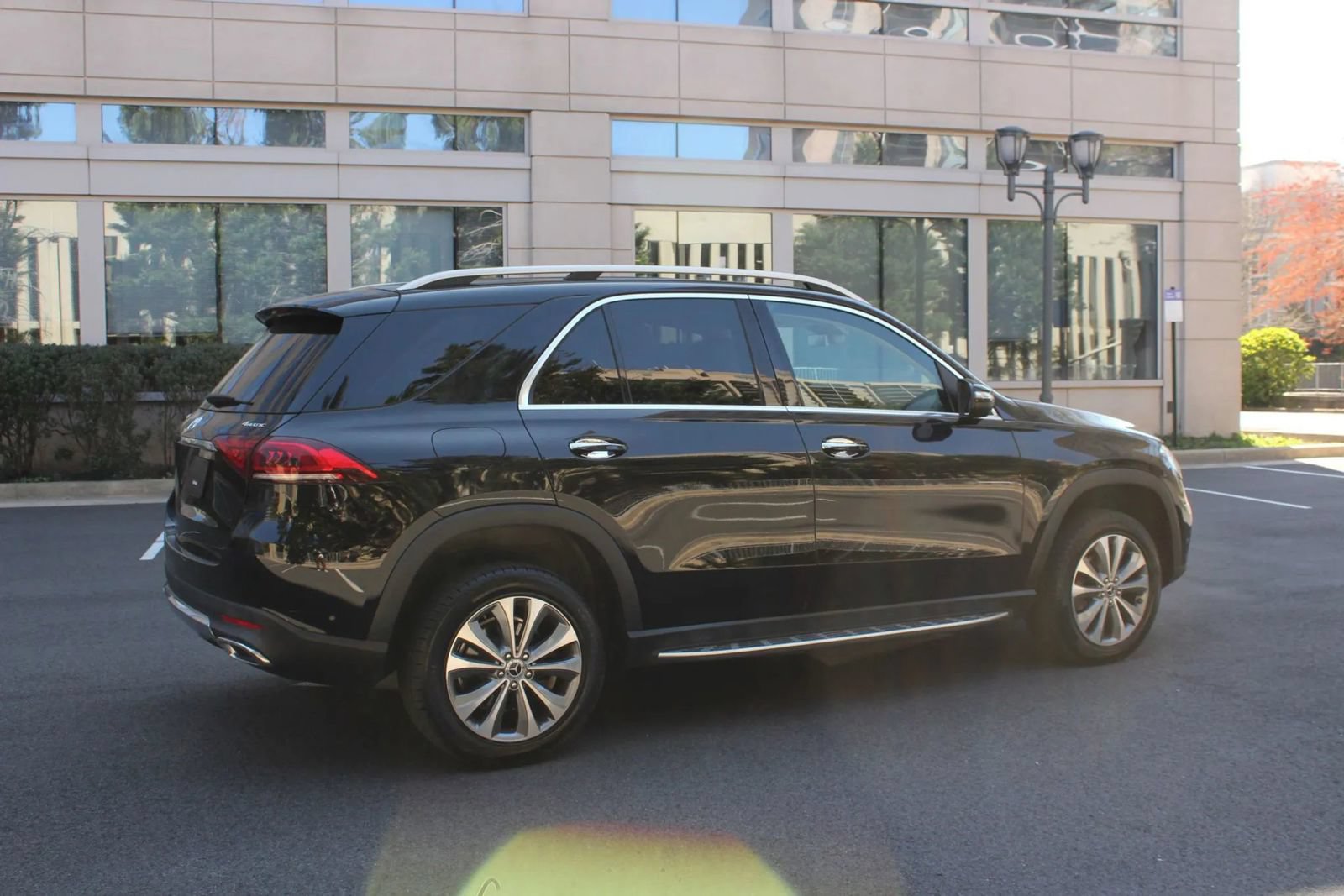 Used 2020 Mercedes-Benz GLE 350 4MATIC image 7