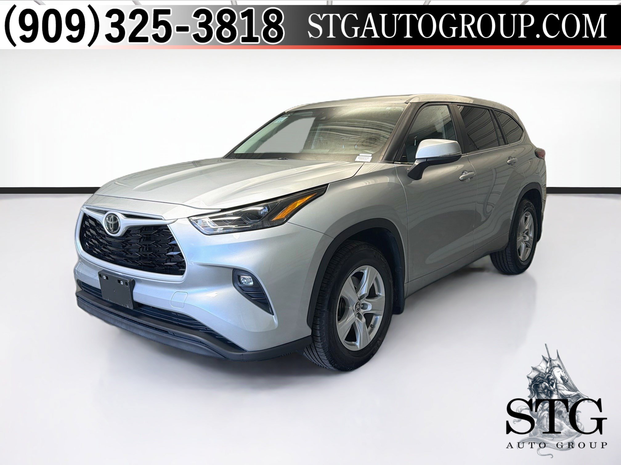 Used 2023 Toyota Highlander LE