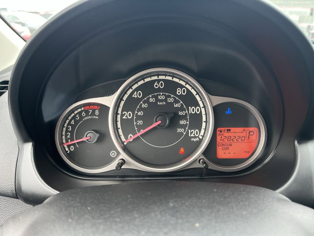 Used 2011 MAZDA MAZDA2 Touring image 11