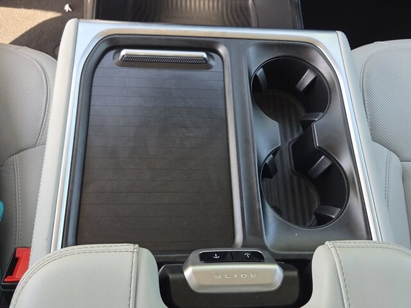 Used 2025 Ford Expedition Platinum AWD/4WD image 20