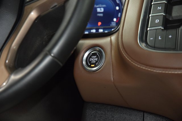 Used 2023 Chevrolet Suburban High Country image 33