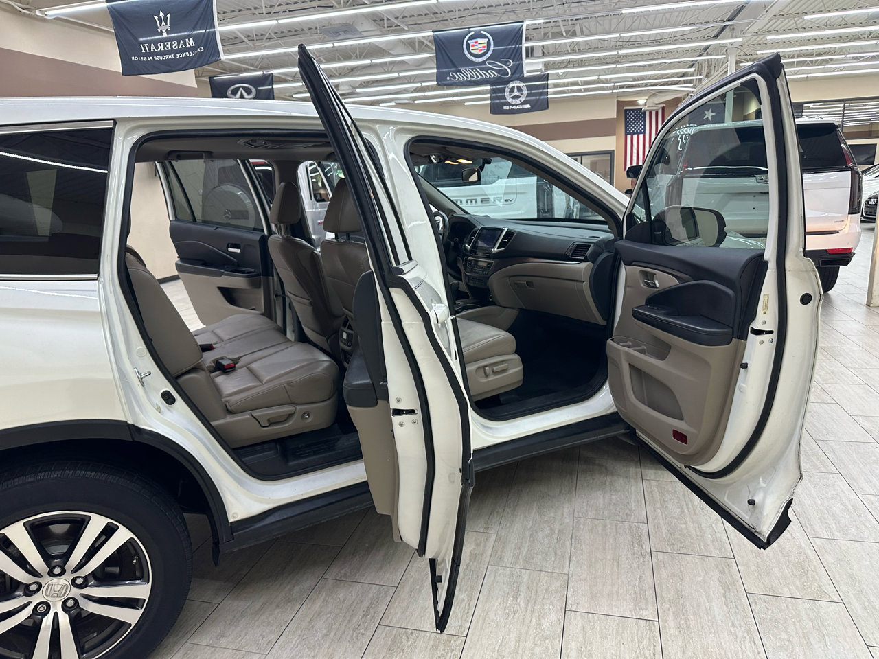 Used 2016 Honda Pilot EX-L image 11