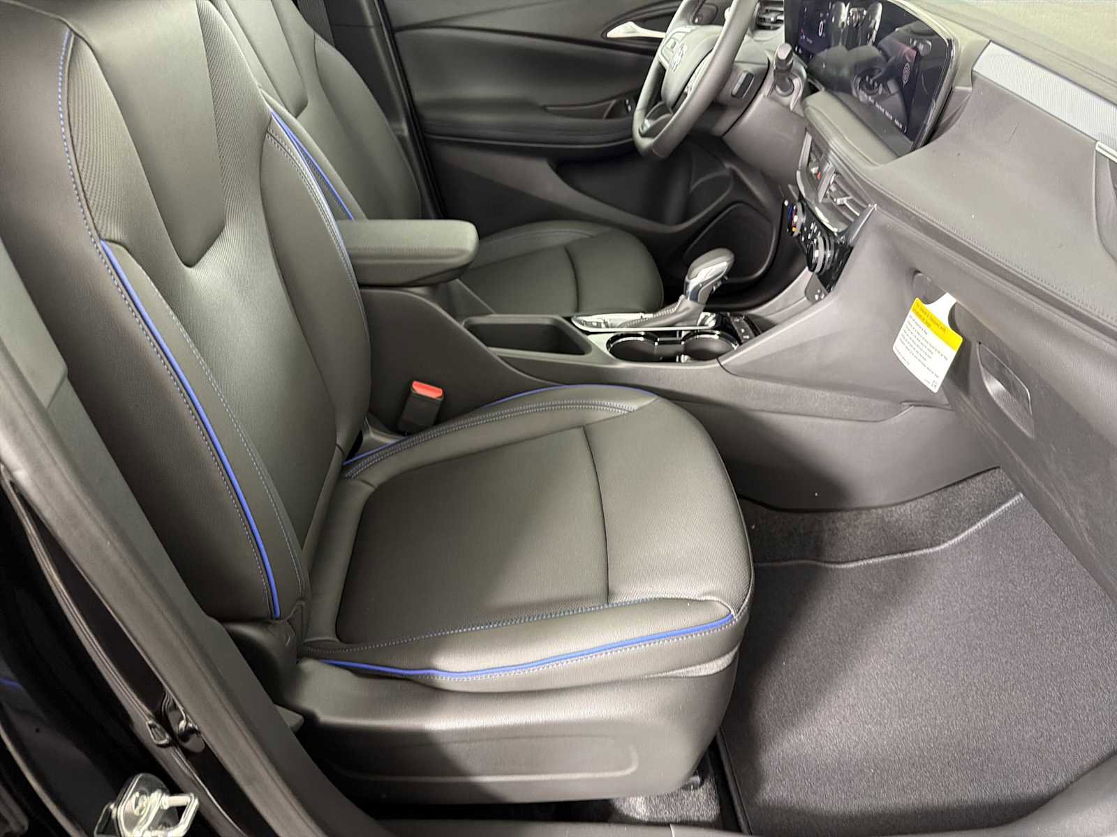 New 2026 Buick Encore GX Sport Touring w/ Advanced Technology Package FWD image 11