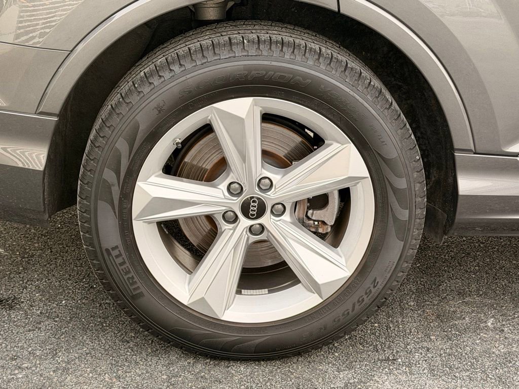 Certified 2023 Audi Q7 2.0T Premium w/ Convenience Package image 21