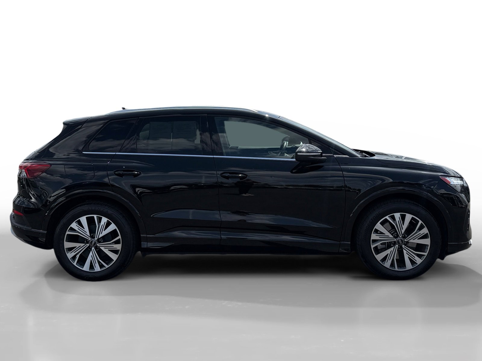 Used 2023 Audi Q4 e-tron Premium Plus w/ Premium Plus RWD image 6