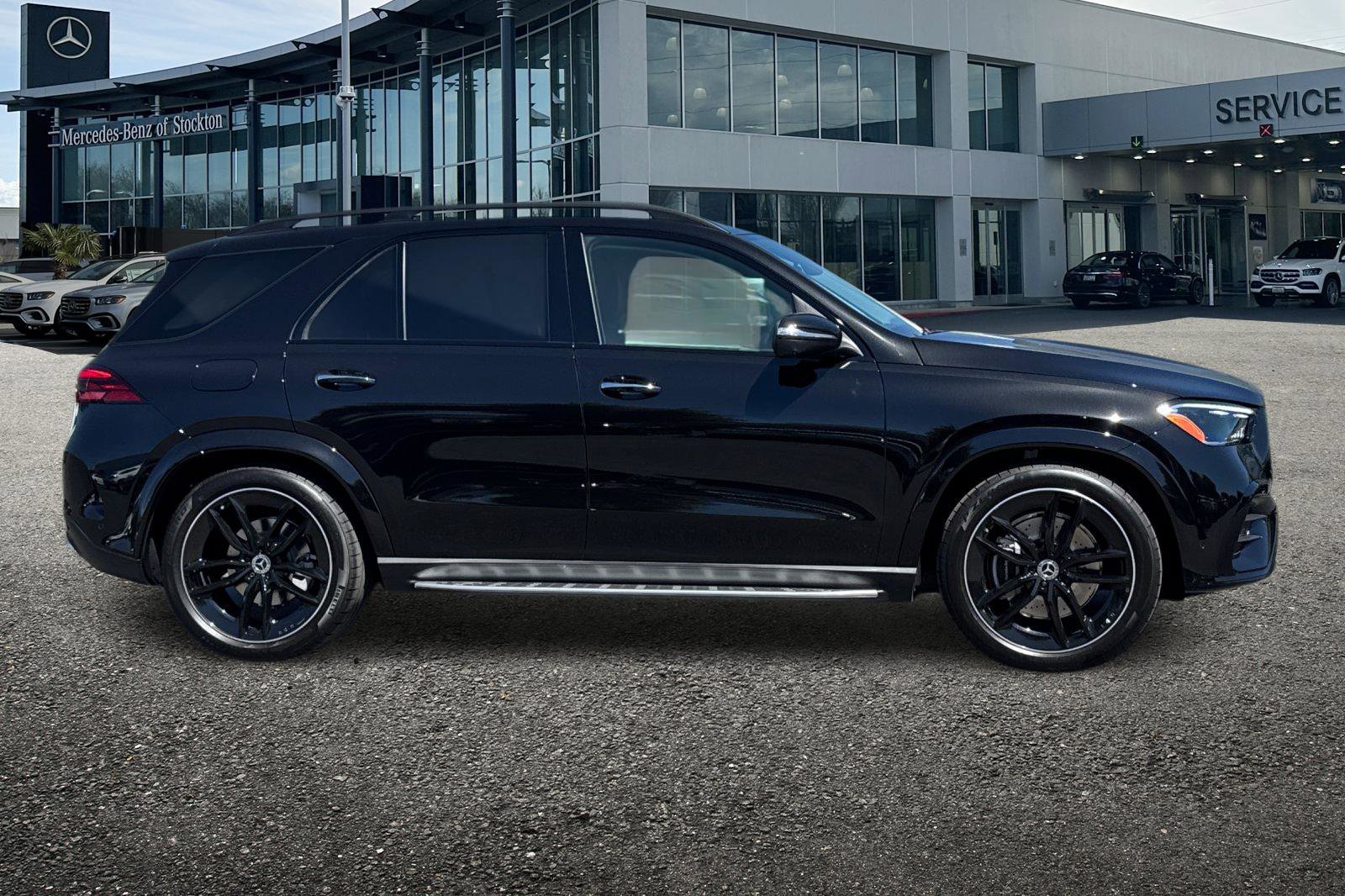 New 2026 Mercedes-Benz GLE 450 4MATIC image 3