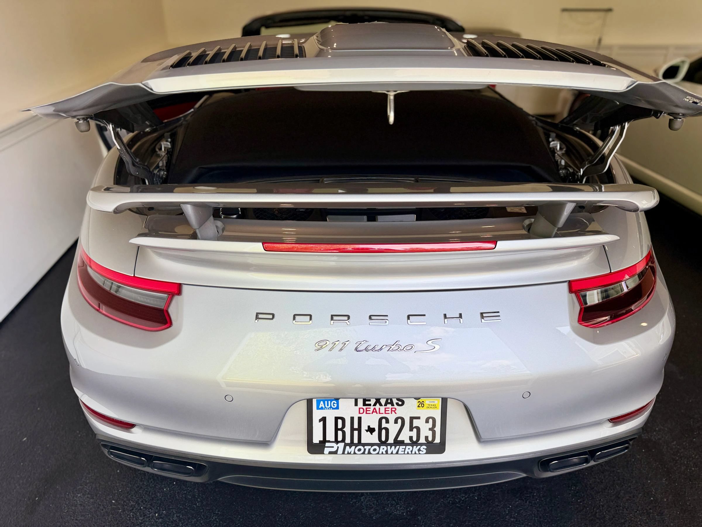 Used 2017 Porsche 911 Turbo S AWD/4WD image 37