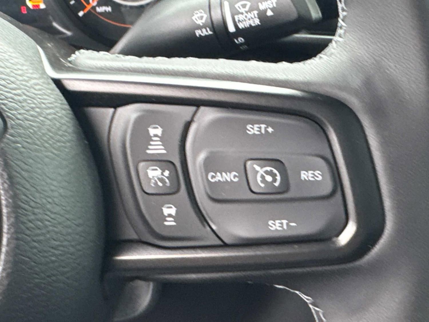 New 2025 Jeep Gladiator Sport AWD/4WD image 26