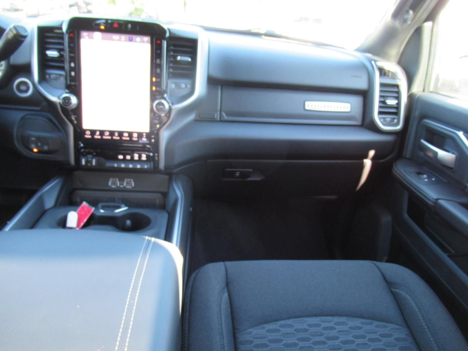 New 2026 RAM 3500 Big Horn AWD/4WD image 15