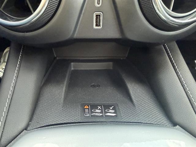 Used 2024 Chevrolet Blazer LT w/ Convenience Package image 39