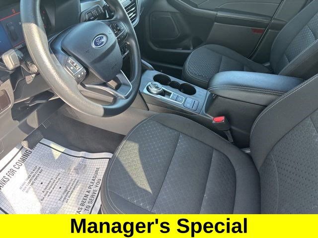 Used 2025 Ford Escape Active image 11