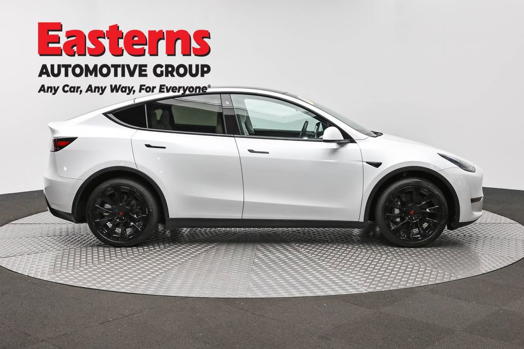 Used 2020 Tesla Model Y Long Range image 4