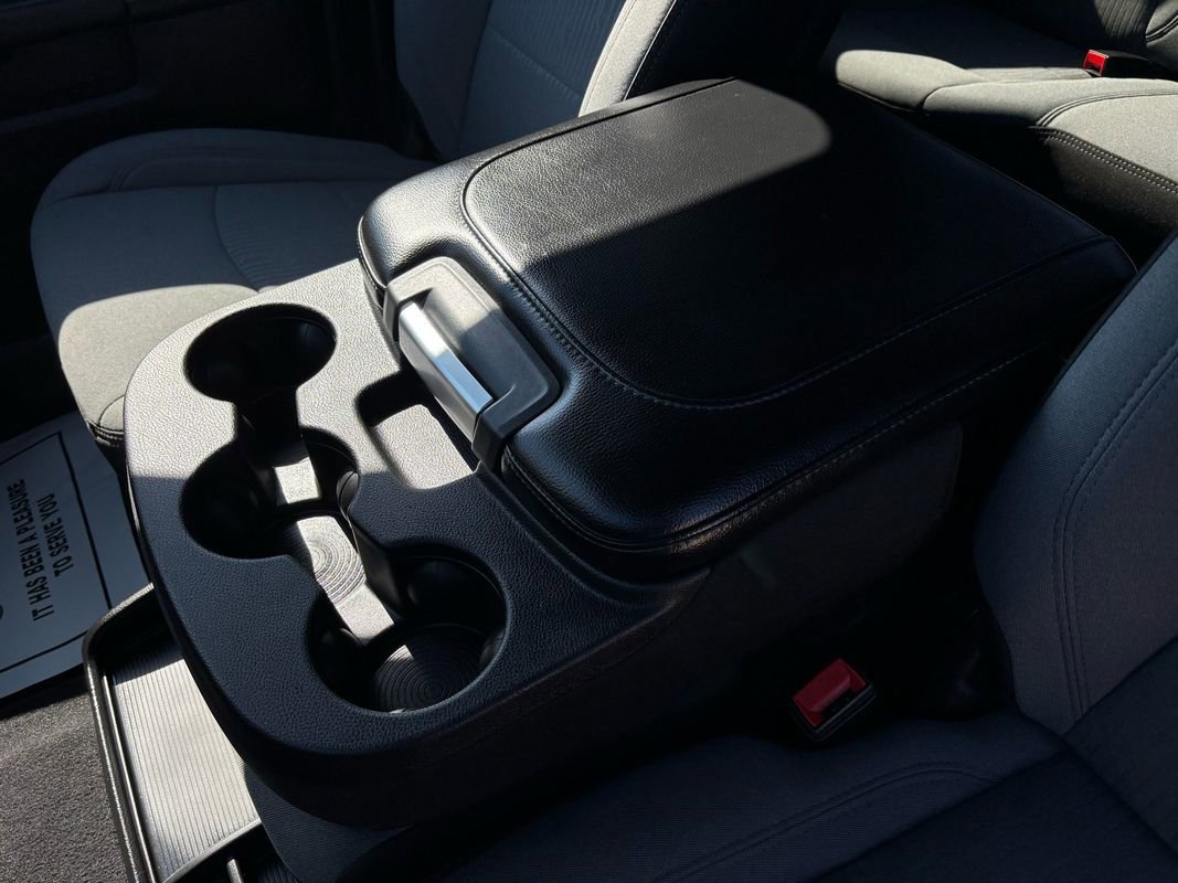 Used 2024 RAM 3500 Big Horn w/ Towing Technology Group image 19