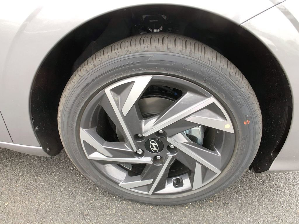 New 2026 Hyundai Elantra Blue FWD image 12