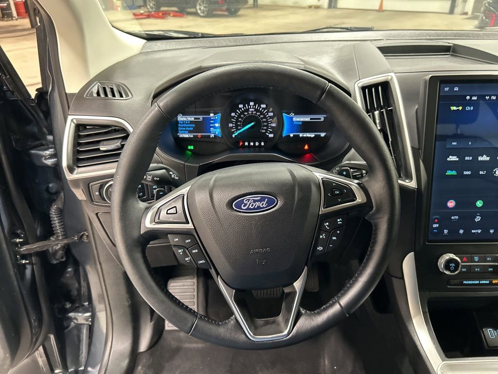 Certified 2024 Ford Edge SEL w/ Convenience Package AWD/4WD image 16