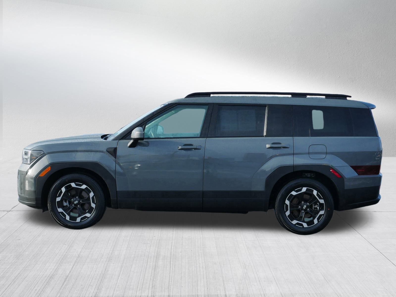 Used 2024 Hyundai Santa Fe SEL image 5